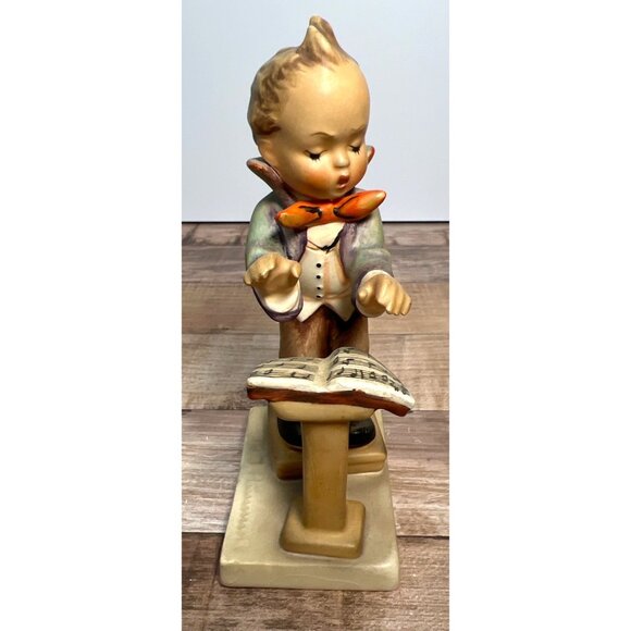 Hummel Goebel Figurine Little Maestro Boy Conducting Orchestra - Picture 2 of 5